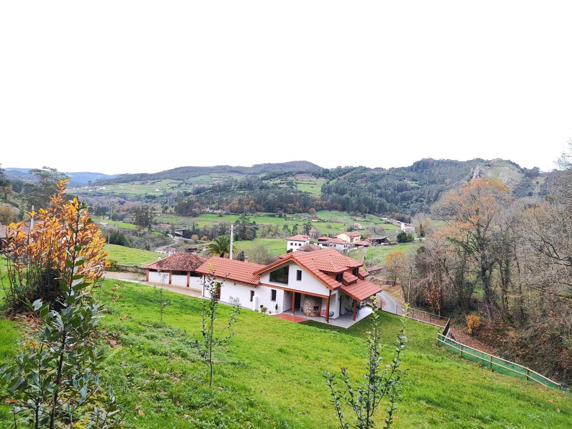 Reguero Gato Turismo Rural Candamin Eksteriør billede