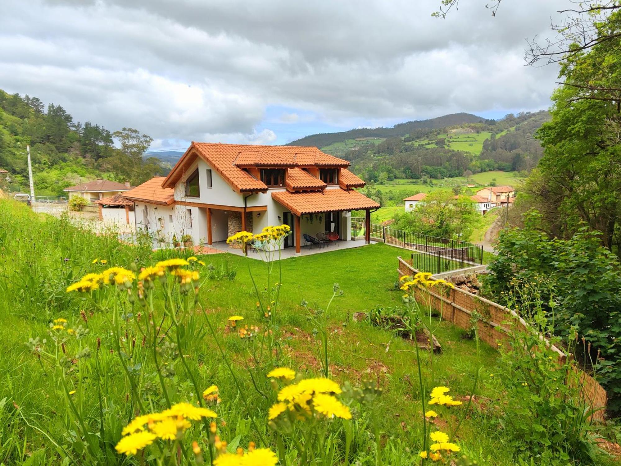 Reguero Gato Turismo Rural Candamin Eksteriør billede